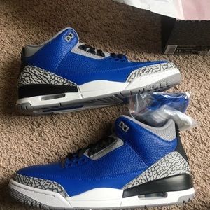 Jordan 3 varsity royal blue